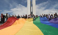 Há 26 anos, homossexualidade deixa de ser considerada doença, mas homofobia ainda persiste